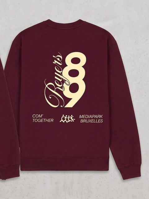Dos du pull Reyers89 : grand 89, script Reyers, Com' Together et Mediapark Bruxelles